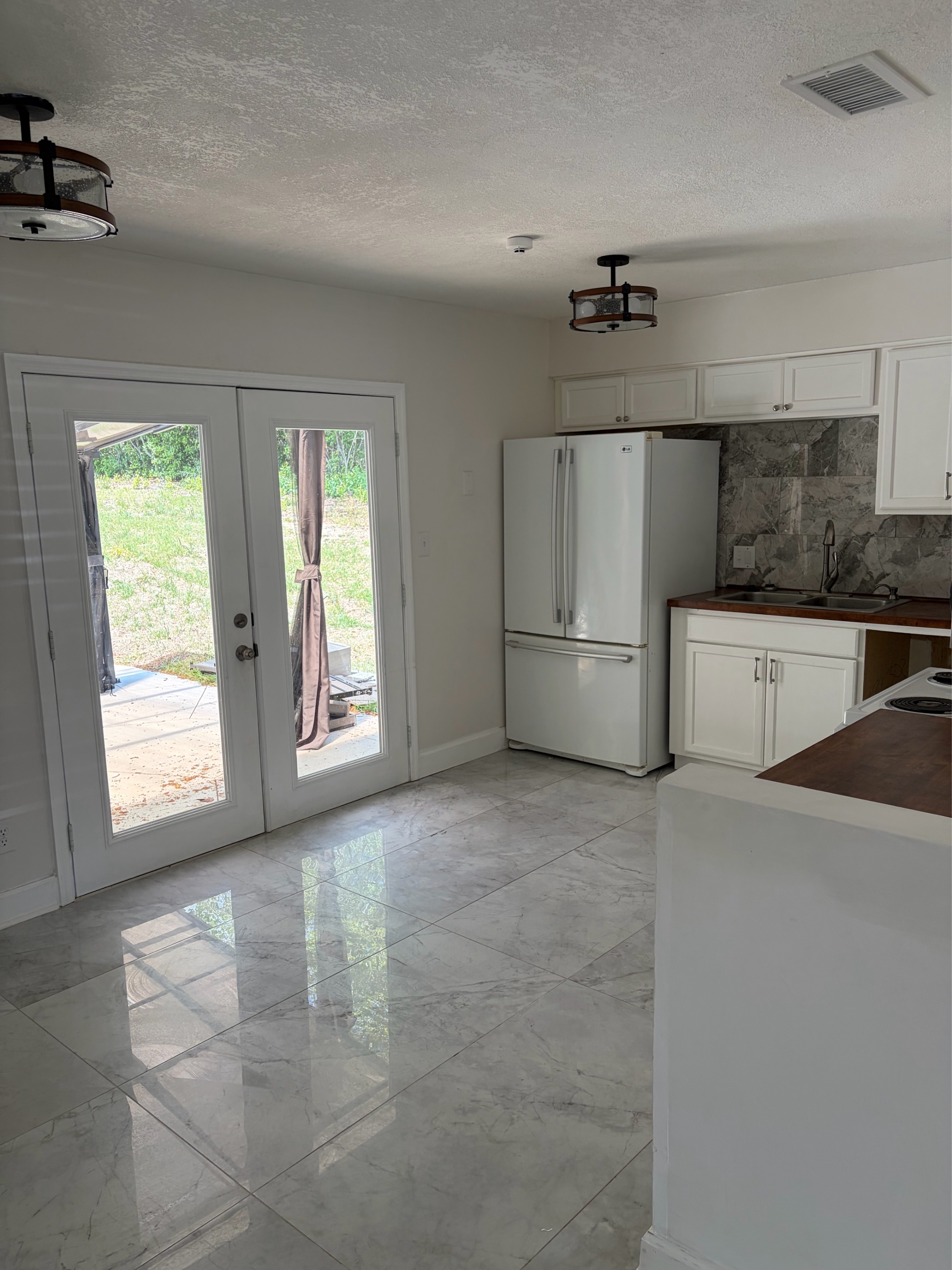1484 Van Delia Road