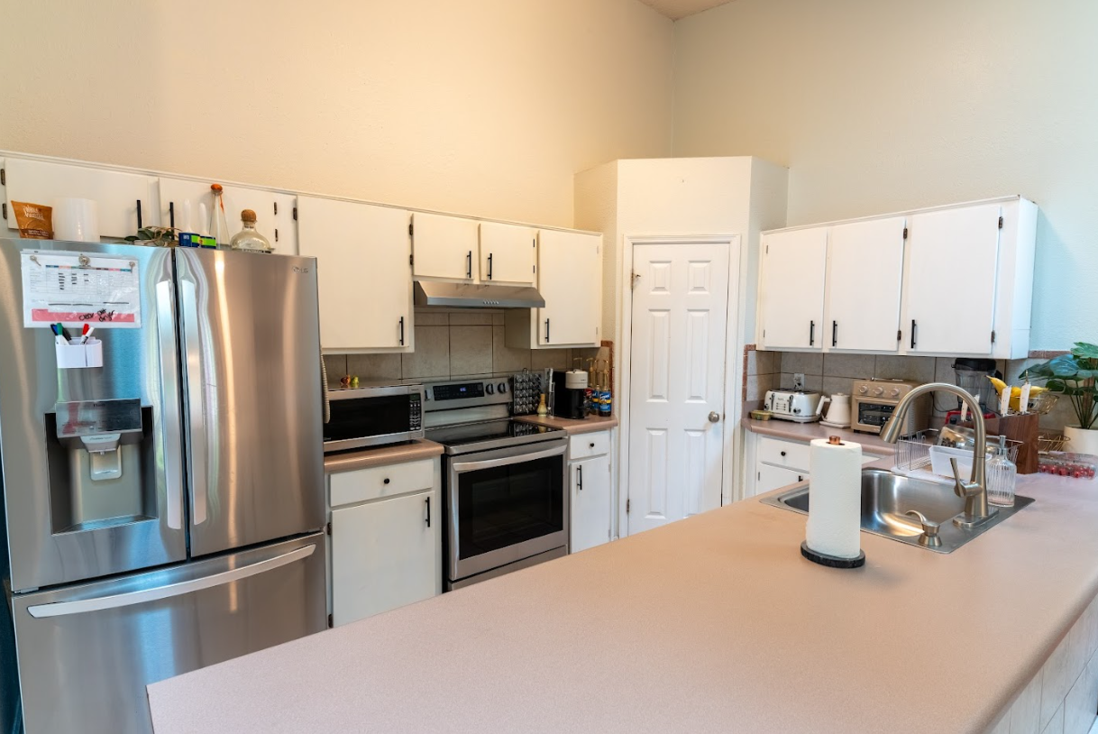 3428 Daylily Lane - 1