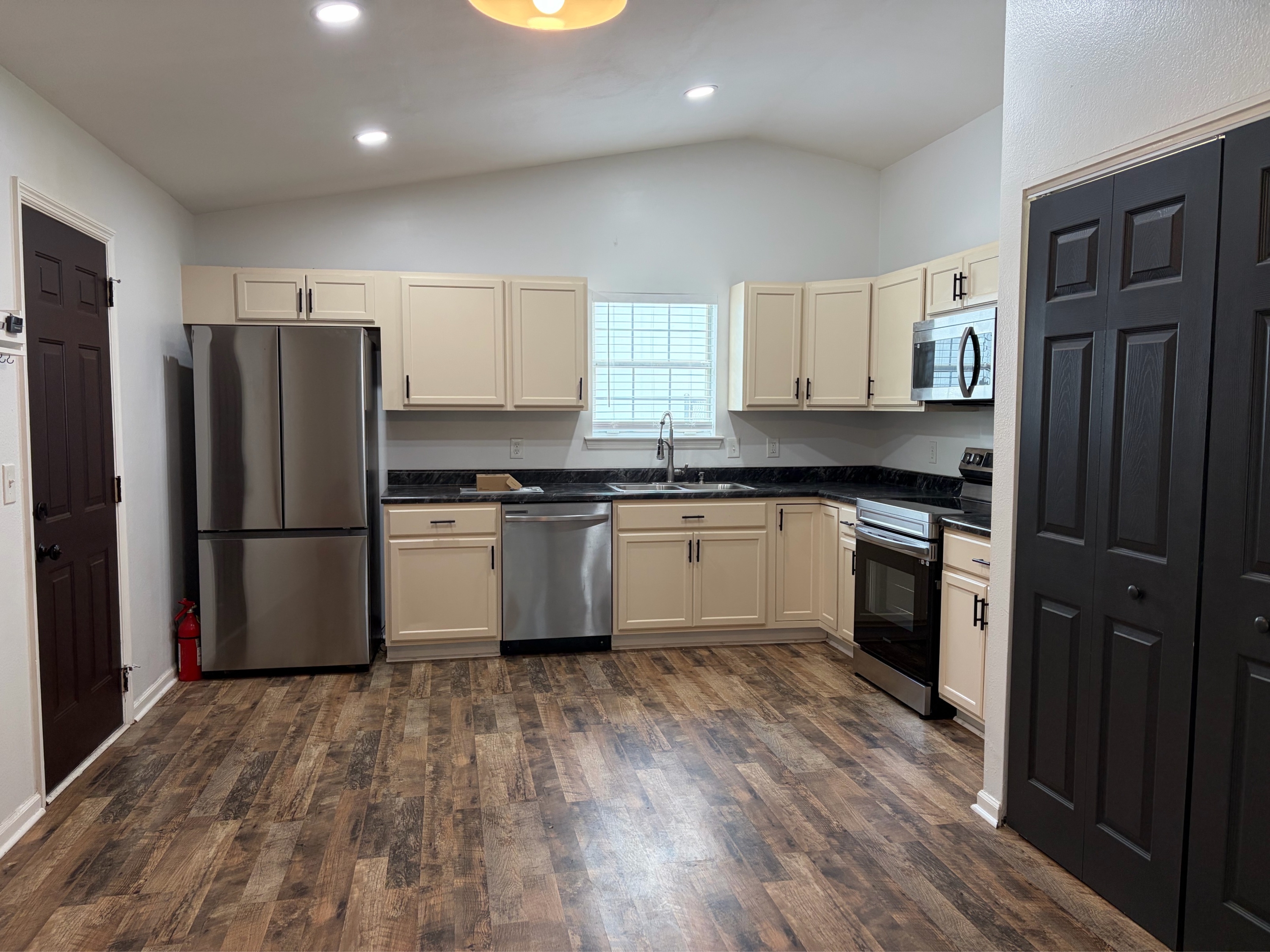 3158 Huttersfield Circle